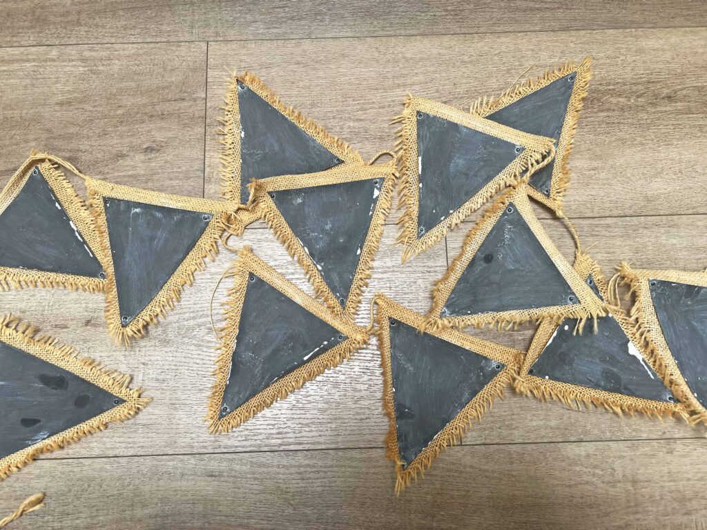 Chalkboard Craft Easy Customizable DIY Pennant Banner