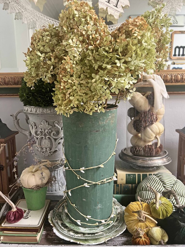 Fall seasonal decor vignette swap done easily