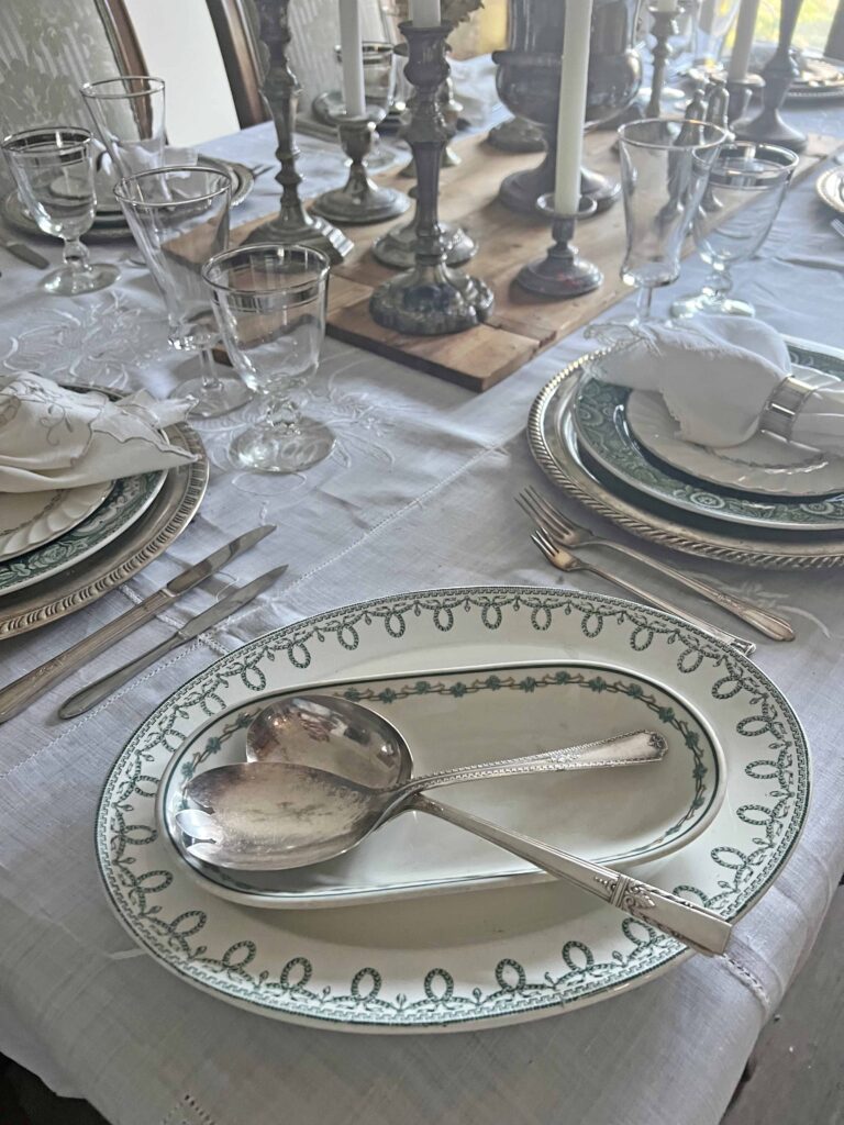 how to set the table with thrifted finds