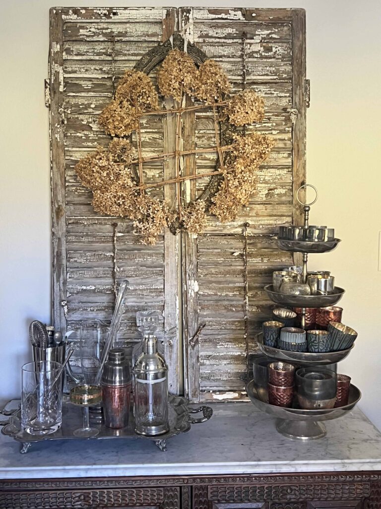 how to set the table with thrifted finds