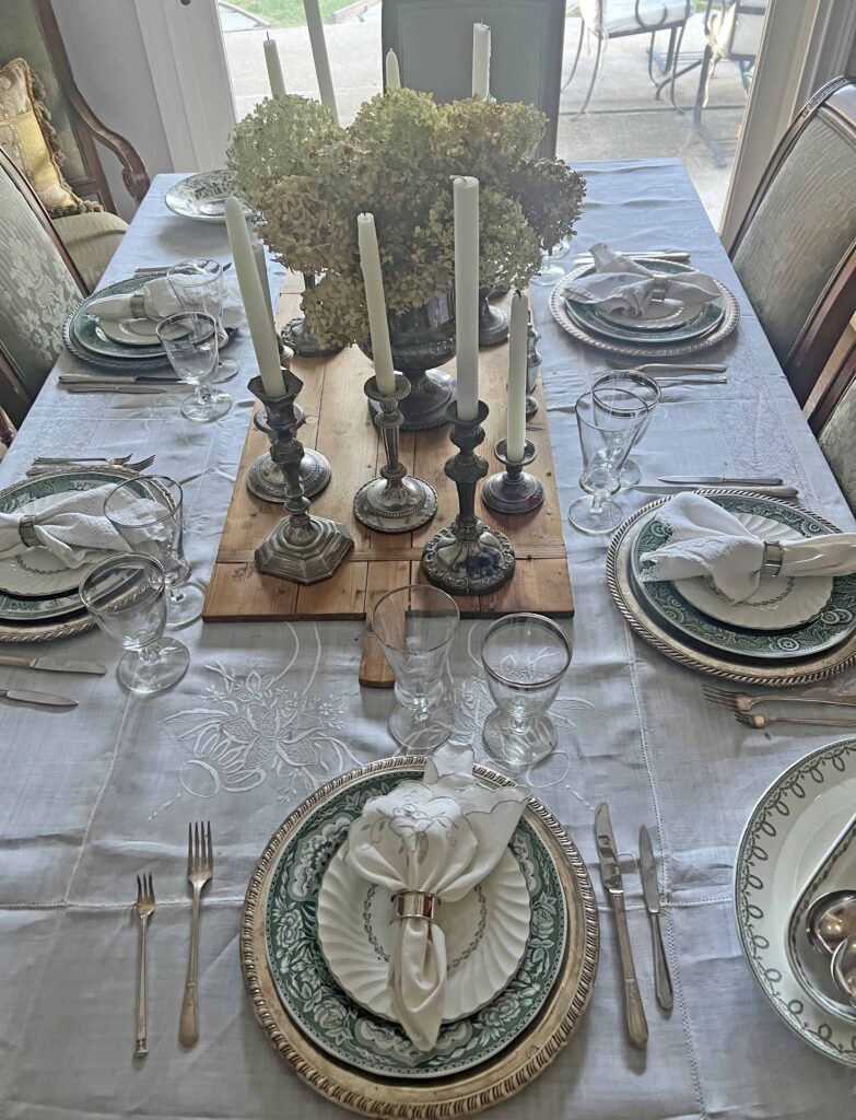 how to set the table with thrifted finds