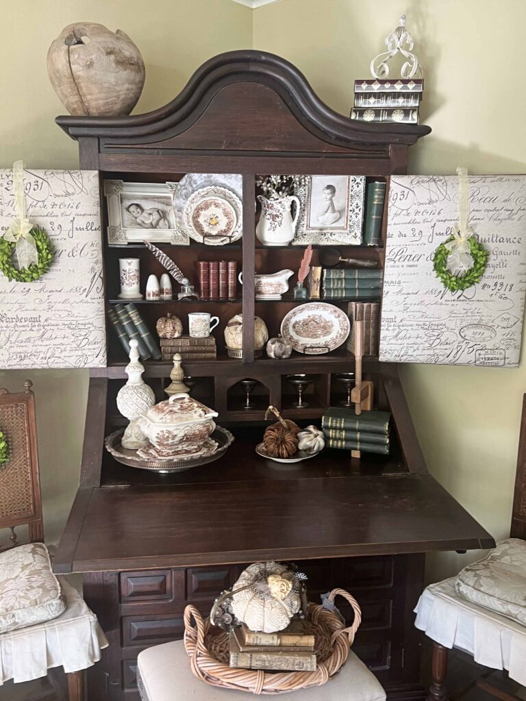 brown transferware decor styling perfect for Fall