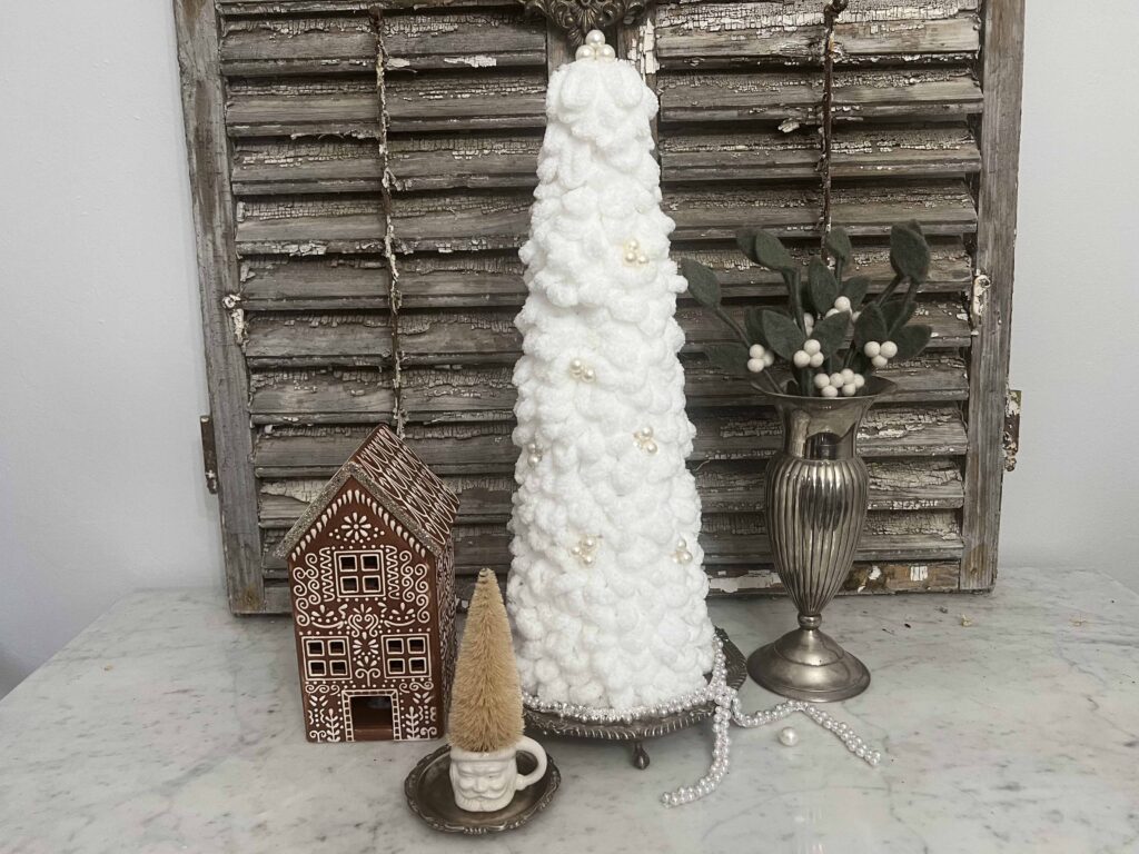 pearl loopy Yarn Christmas Tree DIY