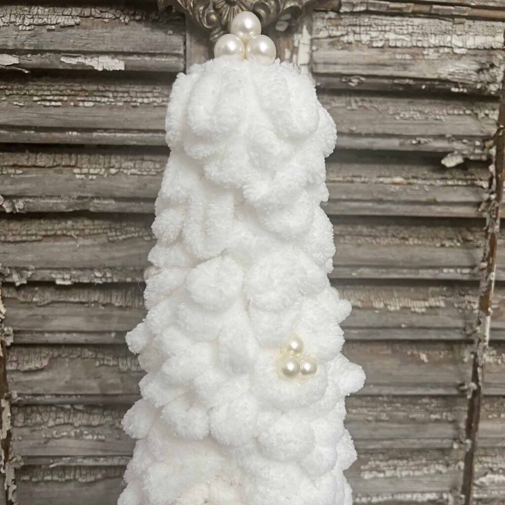 pearl loopy Yarn Christmas Tree DIY
