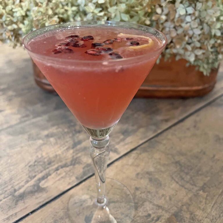 Festive Pomegranate French 75 Cocktail Recipe