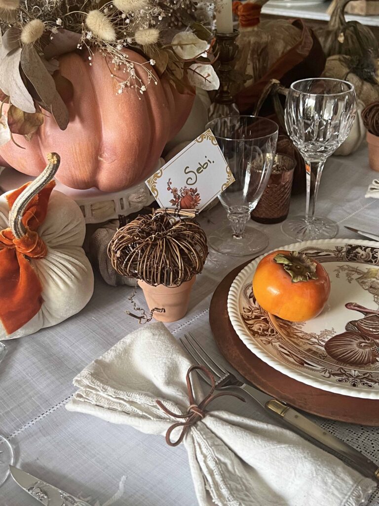 traditional orange & brown Thanksgiving Table