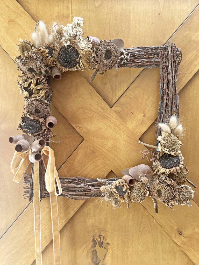 Fall craft: moody squares dried coral wreath DIY