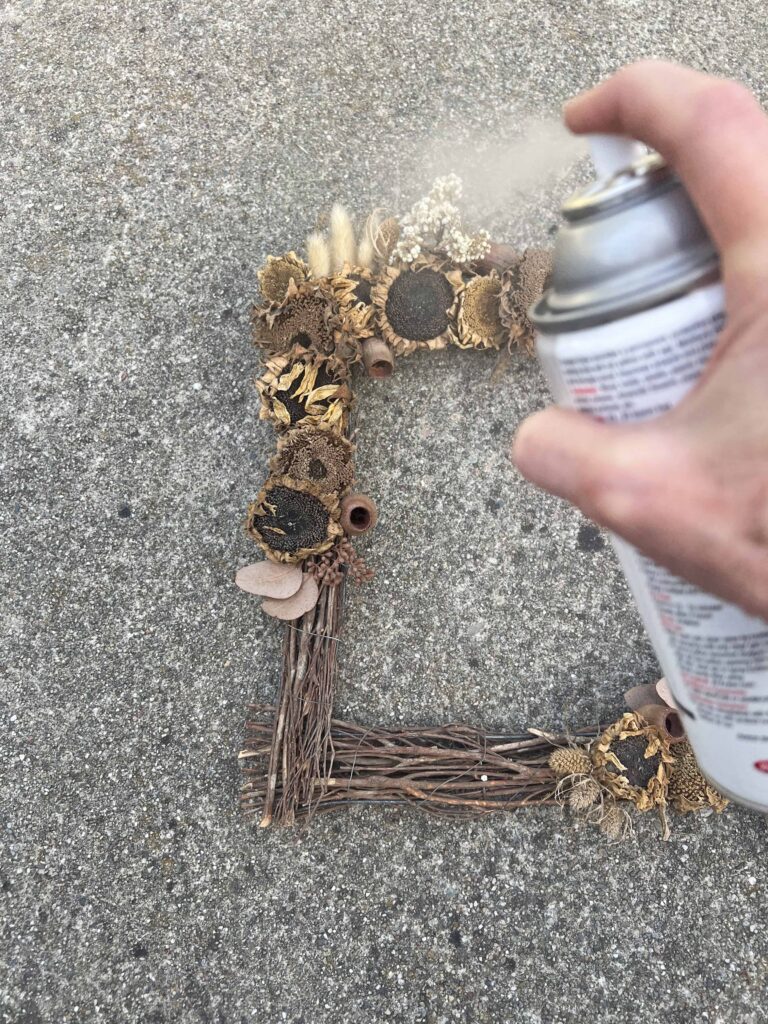 Fall craft: moody squares dried coral wreath DIY