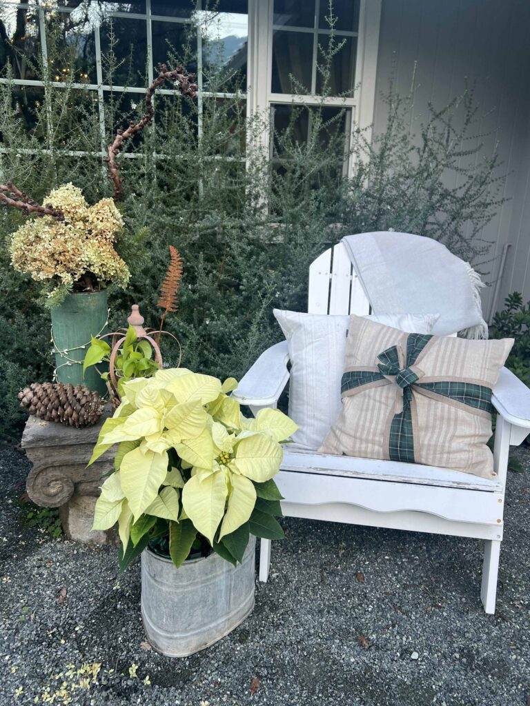 how to decorate an outdoor fountain for Christmas