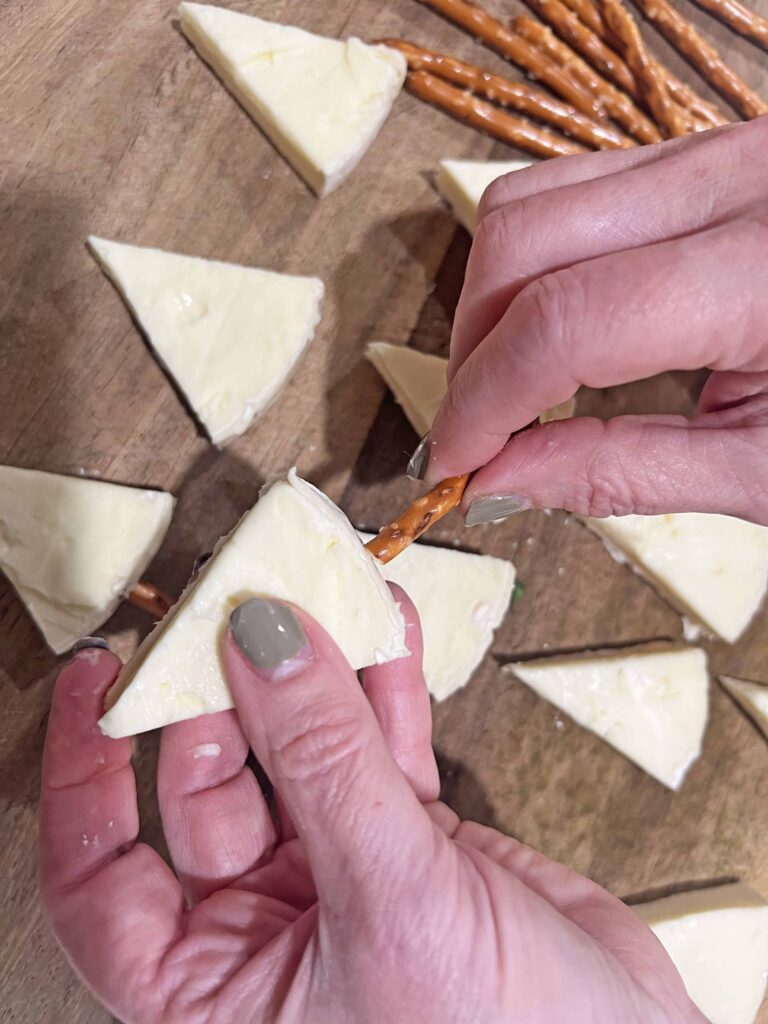 mini Christmas tree cheese bites appetizer recipe
