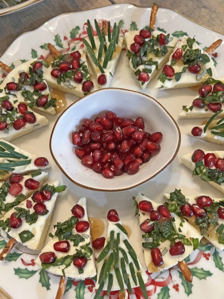 mini Christmas tree cheese bites appetizer recipe
