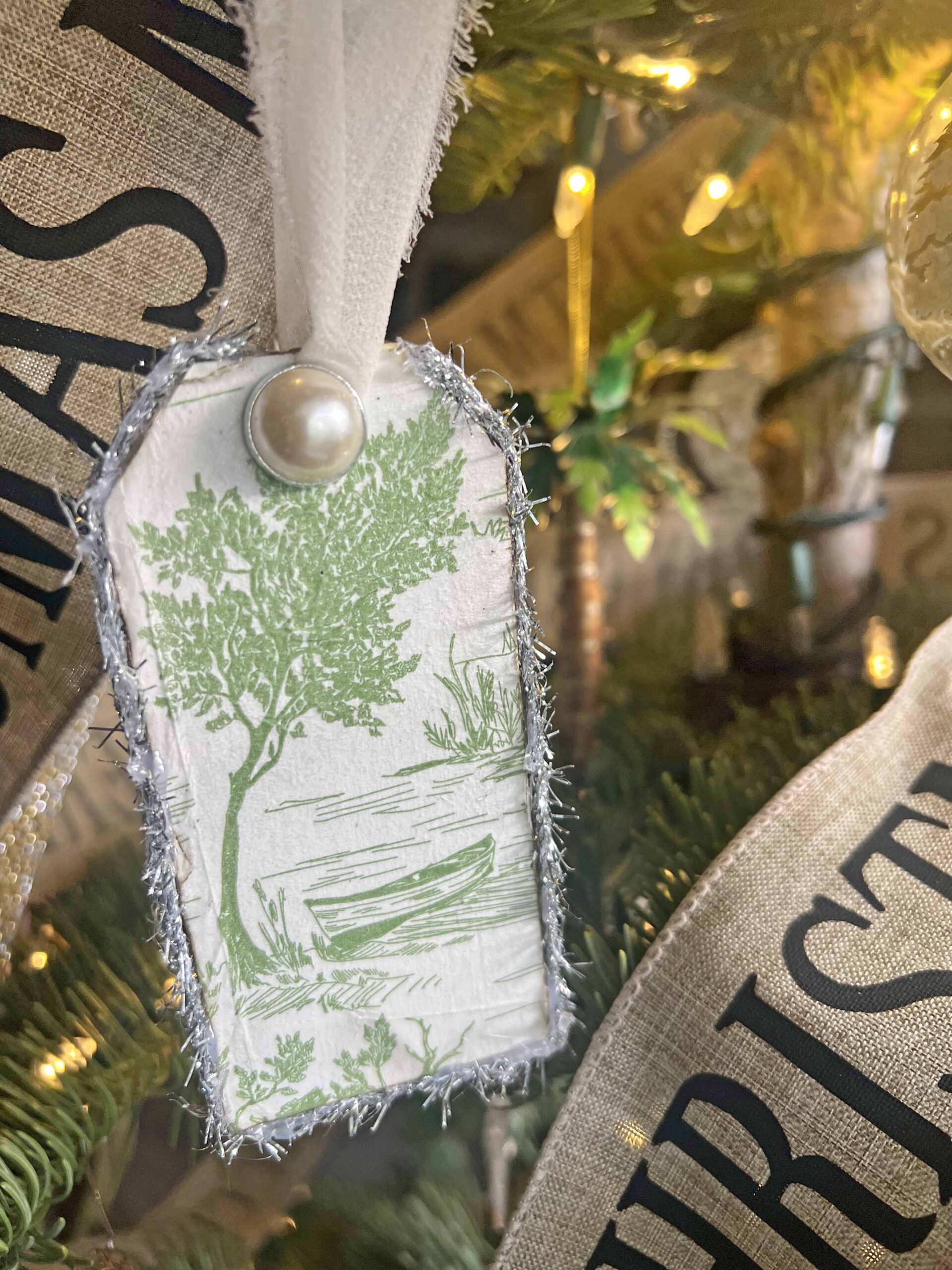 Christmas DIY: Green Toile Tag Ornament