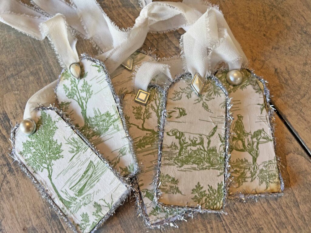 Christmas DIY: Green Toile Tag Ornament