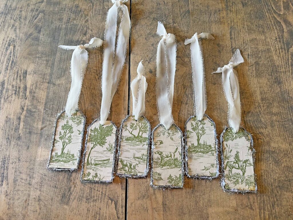 Christmas DIY: Green Toile Tag Ornament