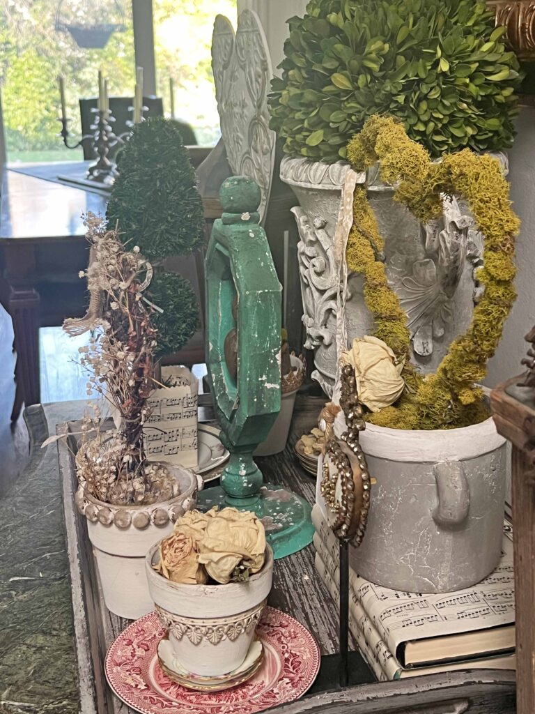 Valentine's Decor: Heart Topiary Vignette