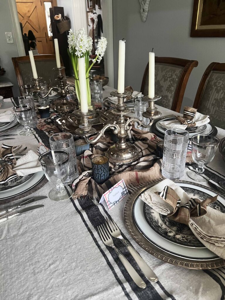 how to set a Burberry inspired table
