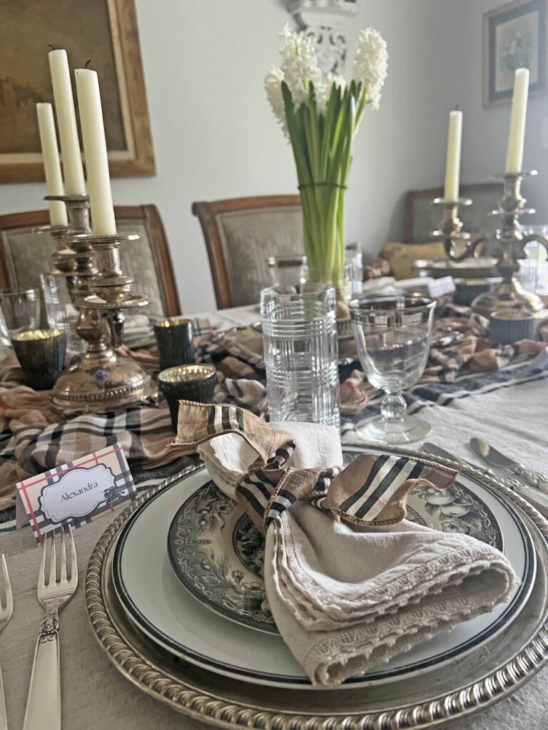 how to set a Burberry inspired table