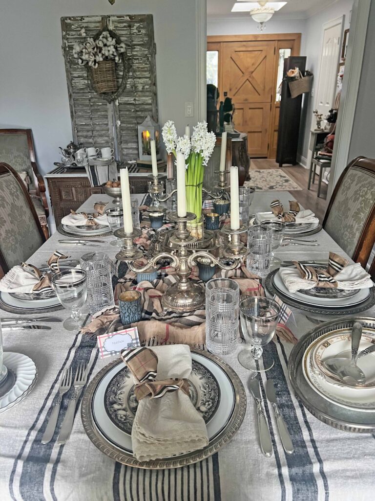 how to set a Burberry inspired table