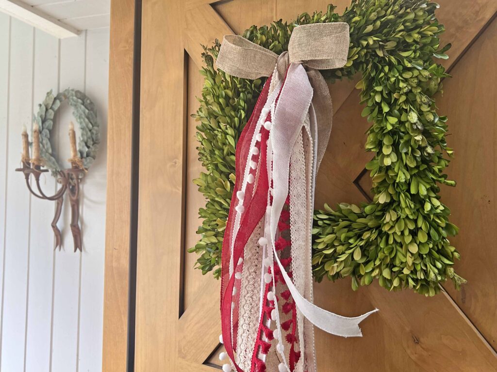 Valentine's Day long tail bow & a hack tutorial