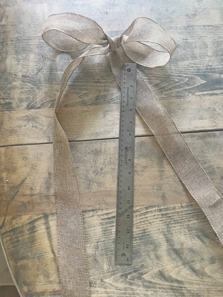 Valentine's Day long tail bow & a hack tutorial