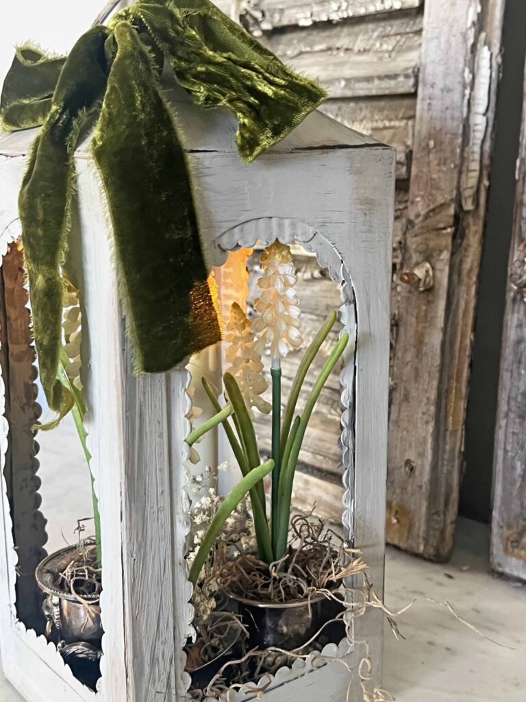 Spring bulb lantern decor ideas