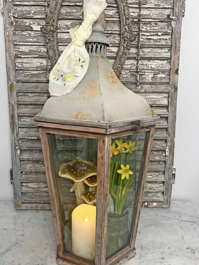 Spring bulb lantern decor ideas
