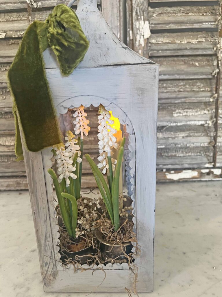 Spring bulb lantern decor ideas