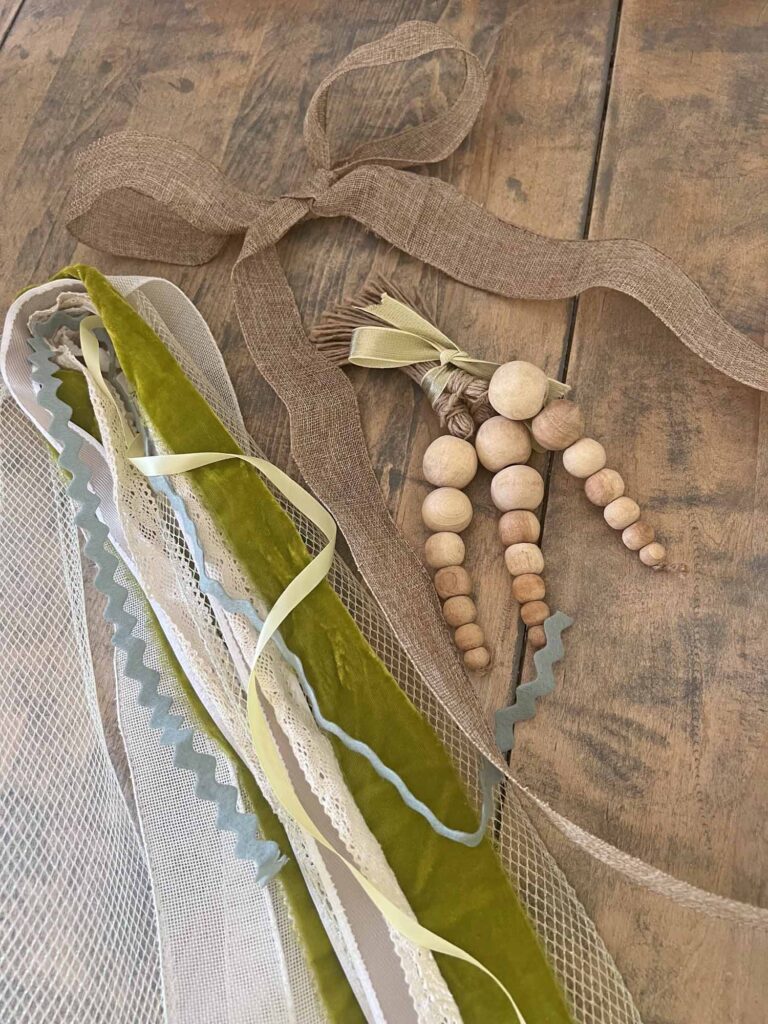 Seasonal decor: Easter charming spring wreath idea