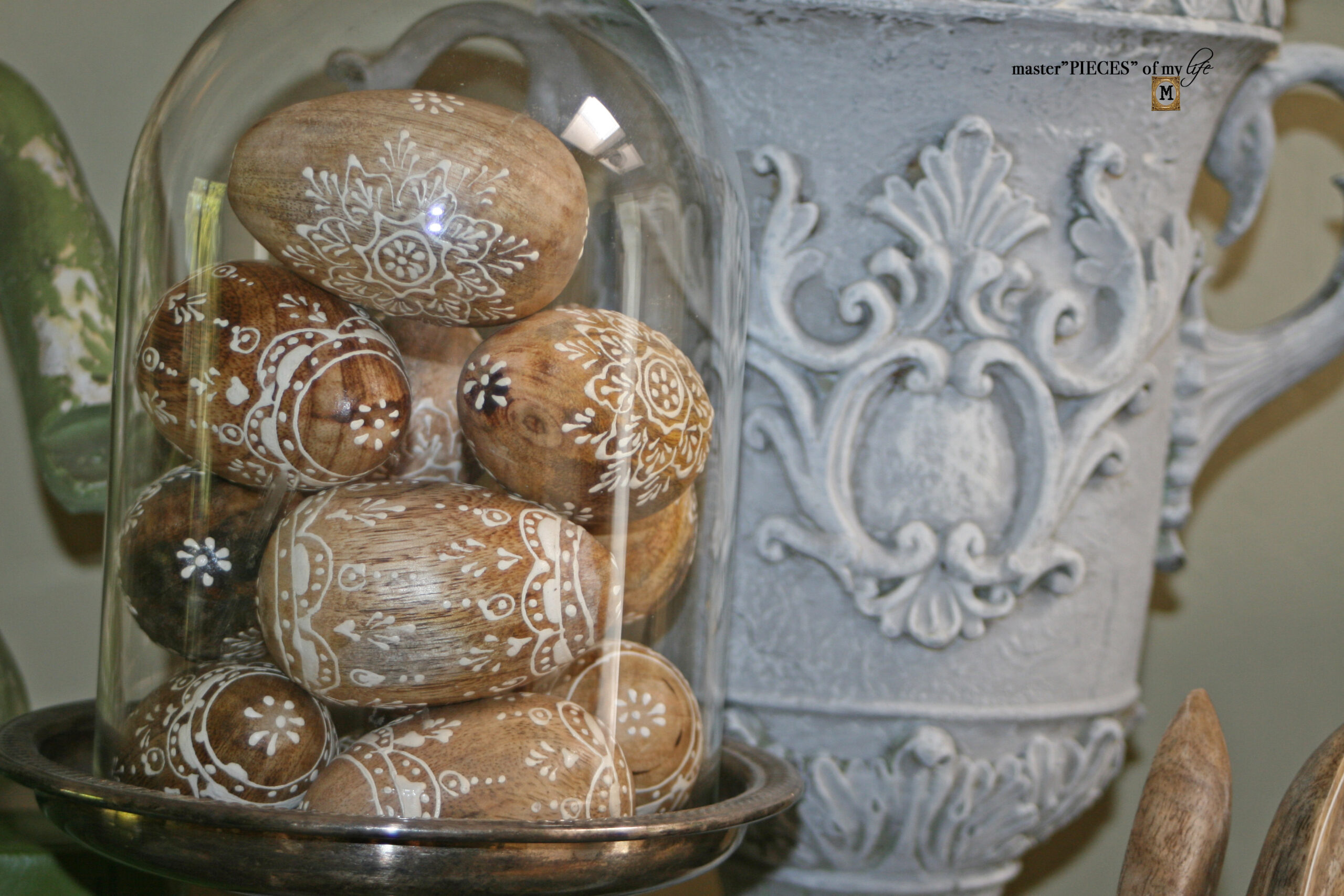 15 Stylish, Charming and Lovely Ways to Display Easter Eggs