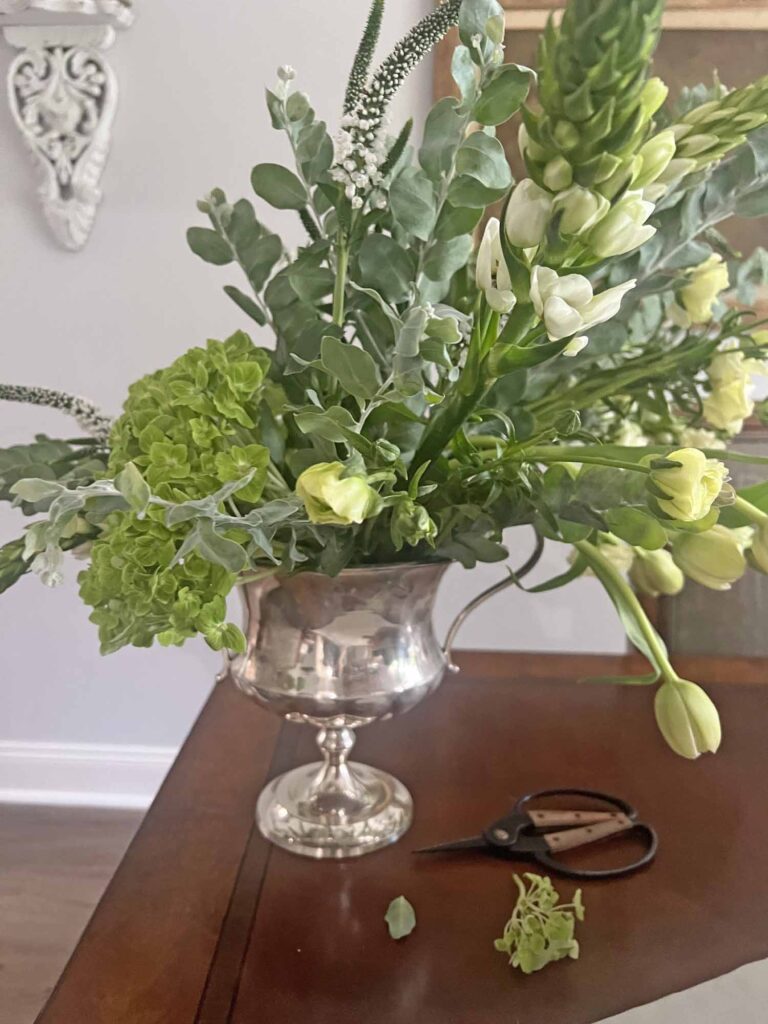 How to build an asymmetrical arrangement the easy way voila!