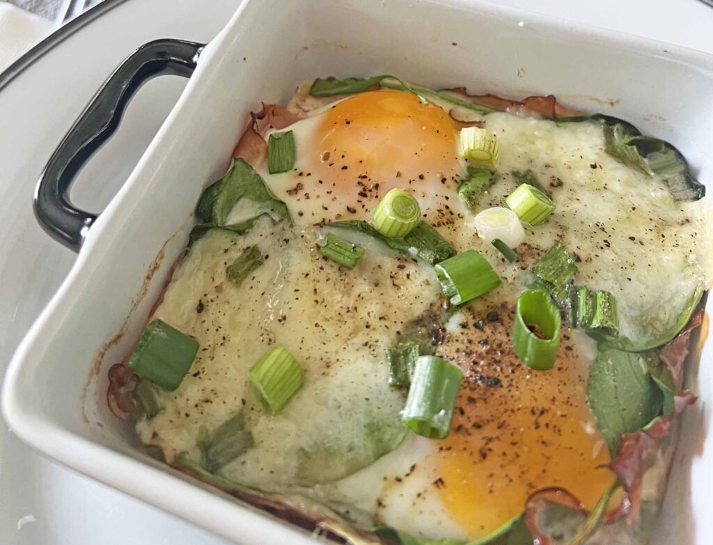 baked eggs individual casseroles with ham cheese & spinach