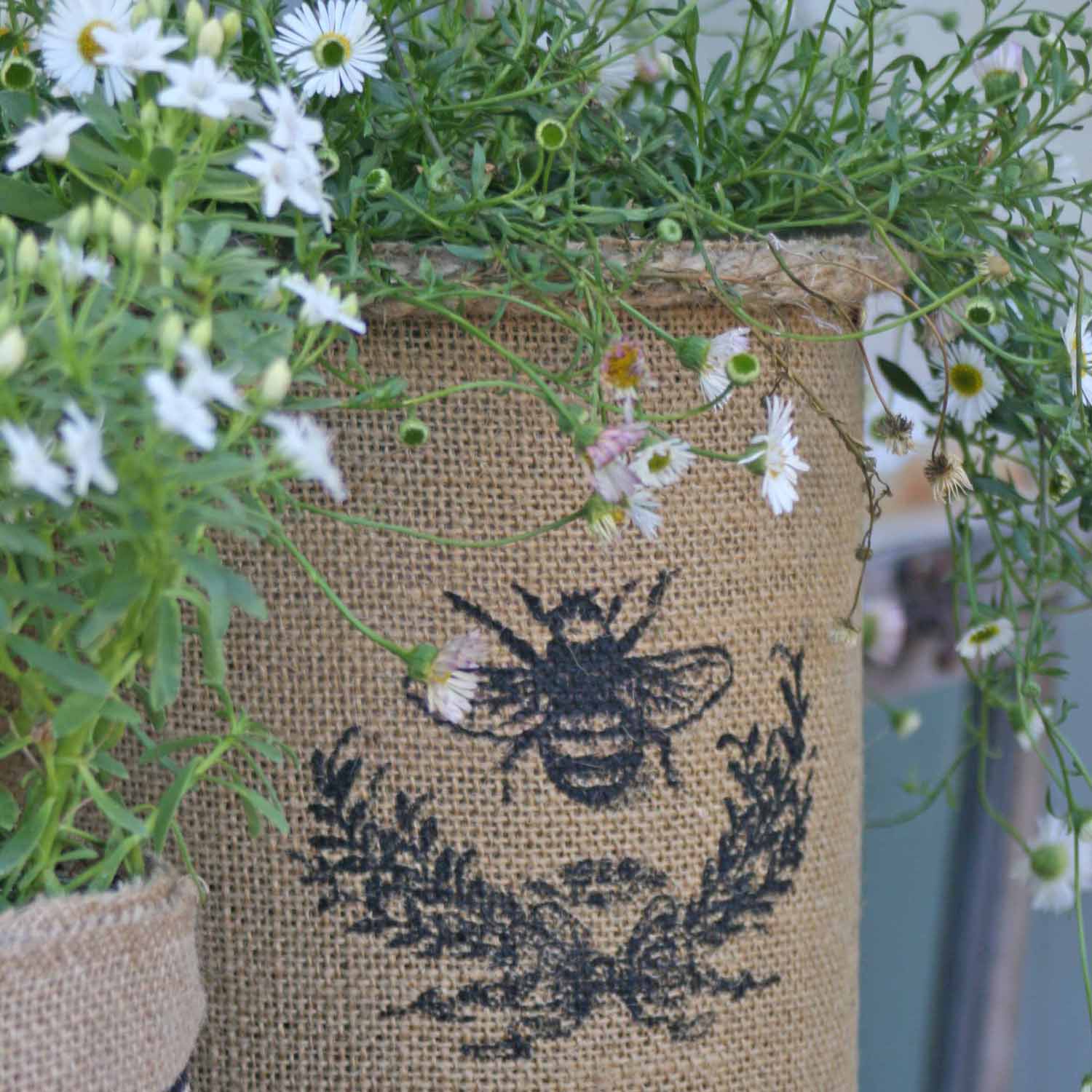 buzzworthy decor: Bee Inspired Home Decor Ideas bee burlap plant container