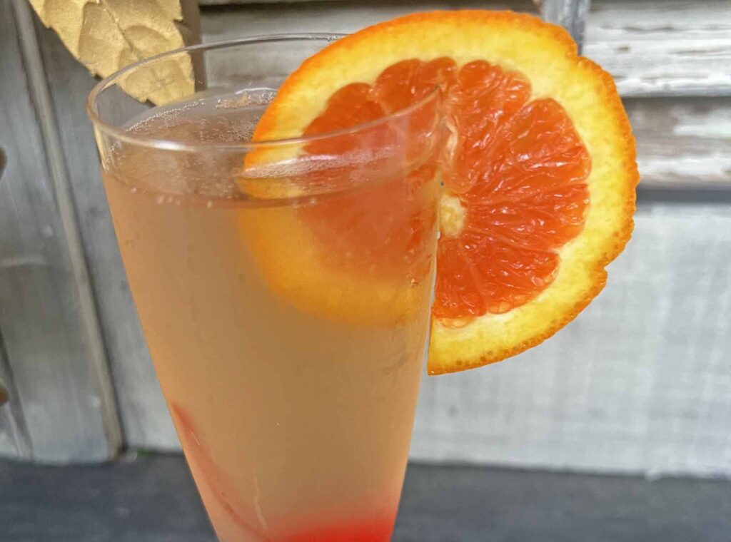Champagne cocktail