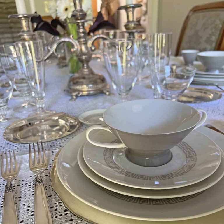 How to Set a Classic Legacy Honored Dining Table
