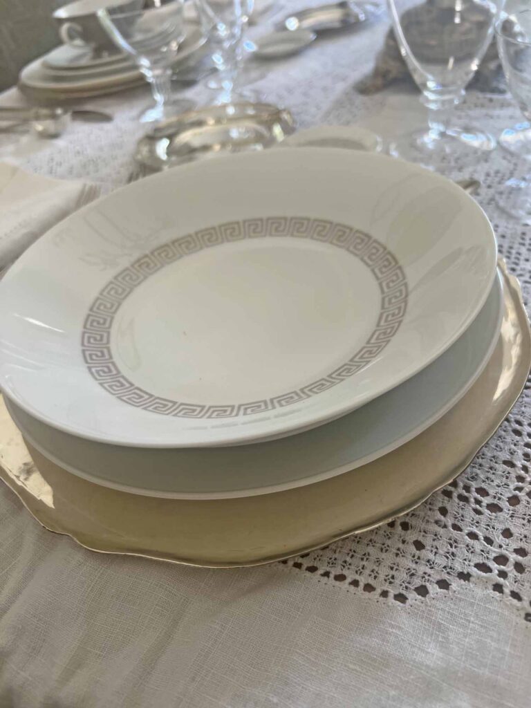 How to Set a Classic Legacy Honored Dining Table soup bowl alternative