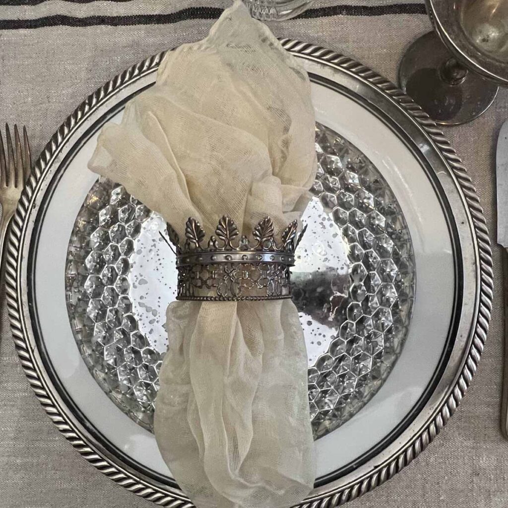 How to Set a Classic Legacy Honored Dining Table - three kings epiphany tablescape