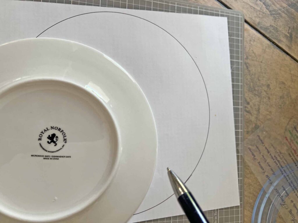 summer craft: how to DIY a patriotic rocket alternative circle cutting option