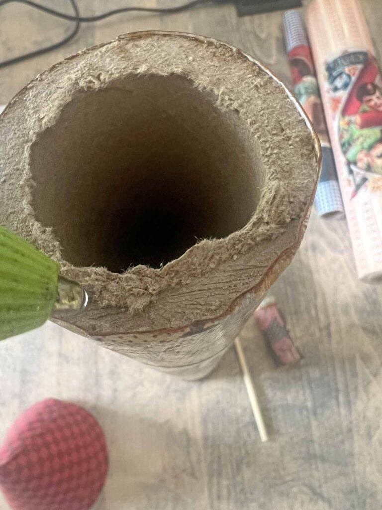 summer craft: how to DIY a patriotic rocket hot gluing cone for rocket head