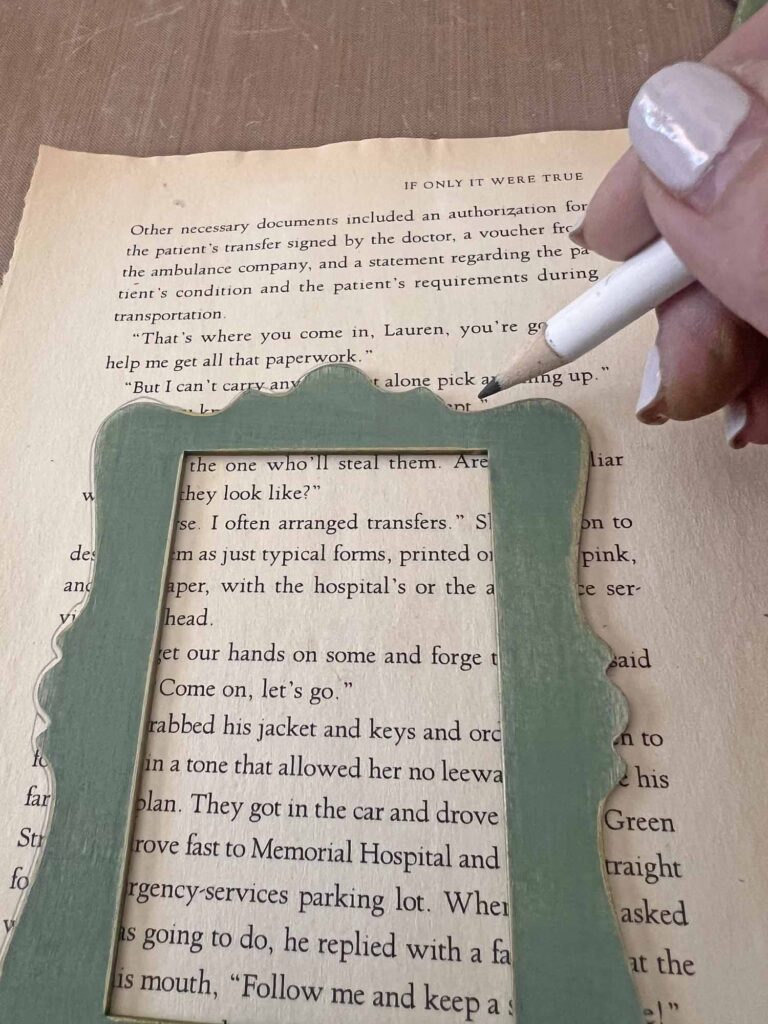 Summer craft: Botanical pressed flower garland DIY tracing frames book page cut-out