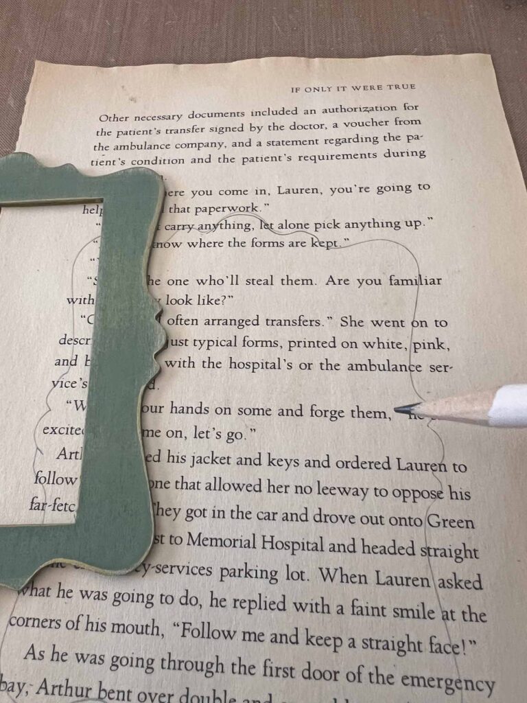 Summer craft: Botanical pressed flower garland DIY book page frame cut-outs