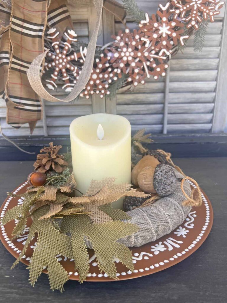 Christmas Craft: Gingerbread plate charger DIY {a la Pottery Barn} styled candle plate with burlap ring