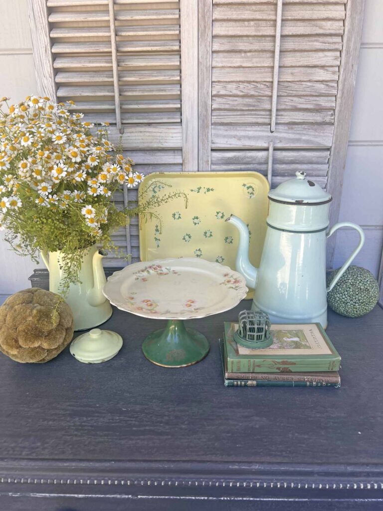 DIY Amazing Pedestals: The thrifted plate glow-up styled full length