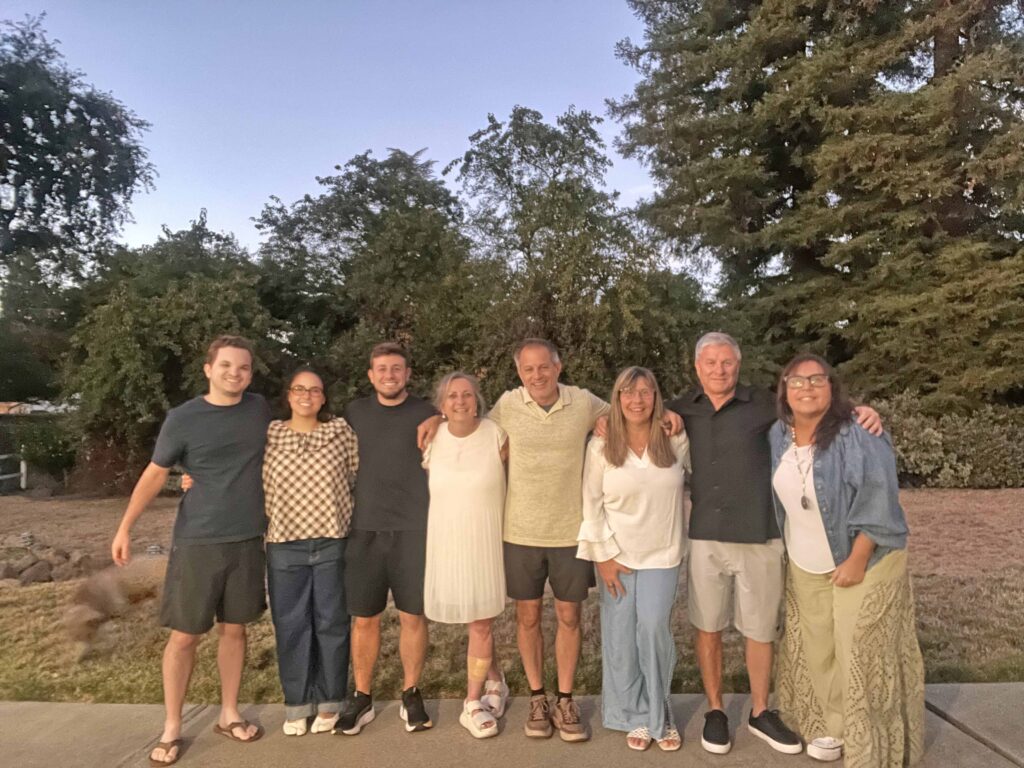 la familia de Uruguay visitando Agosto 2026