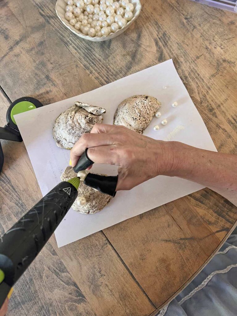 Summer craft: How to decoupage oyster shells into trend forward trinket dishes - gluing pearl feet