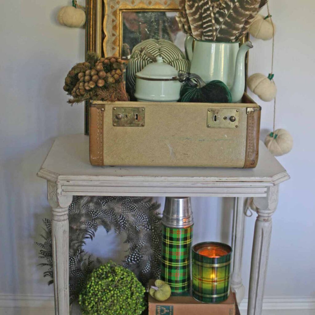 how to thrift your way to fabulous Fall decor
