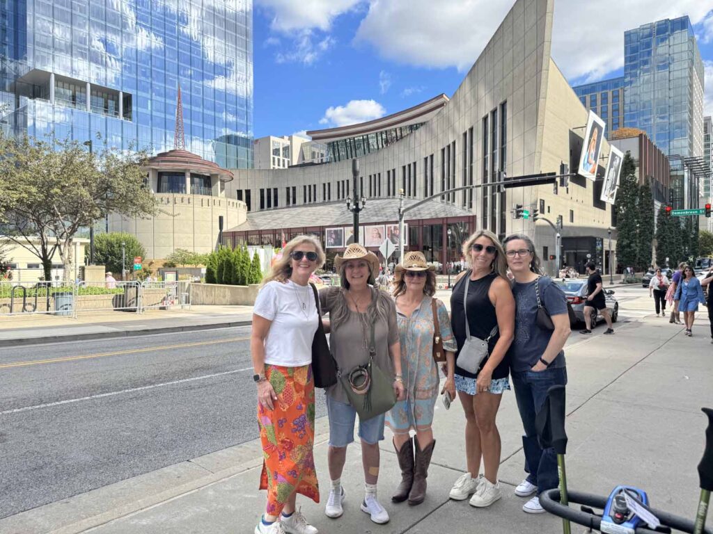 Get the 411 on a Nashville, TN visit on Broadway in front of Country music museum