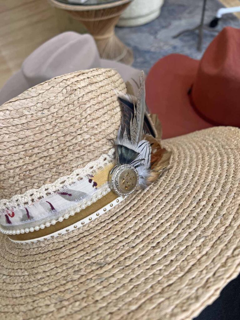 Get the 411 on visiting Nashville, TN Straw Cowboy hat